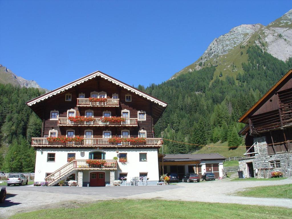 Landhaus Taurer Kals am Grossglockner Exterior foto